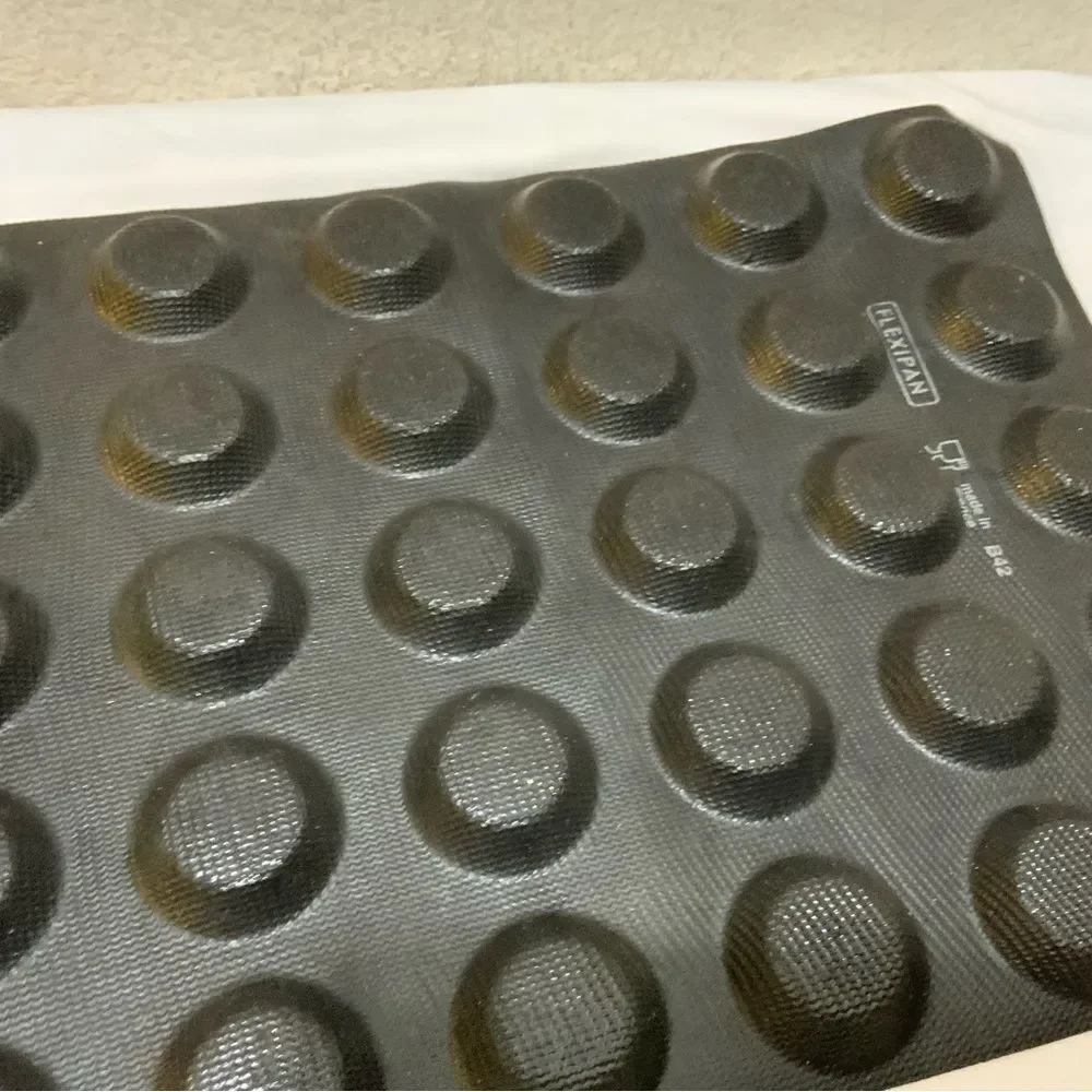 Demarle Flexipan baking mold - Made in France. B42